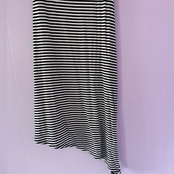 Vince Camuto Asymmetrical Black and White Stripes Sleeveless Dress Size … - Picture 3 of 11